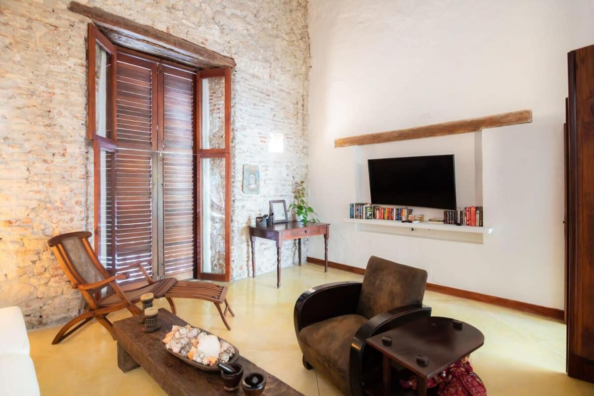 Vibrant House 5br With Pool In Holiday home *