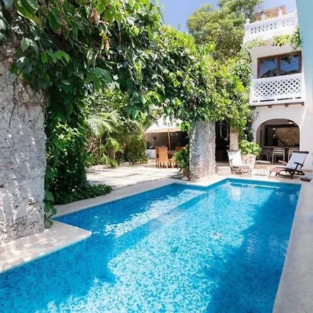 Vibrant House 5br With Pool In Holiday home Cartagena