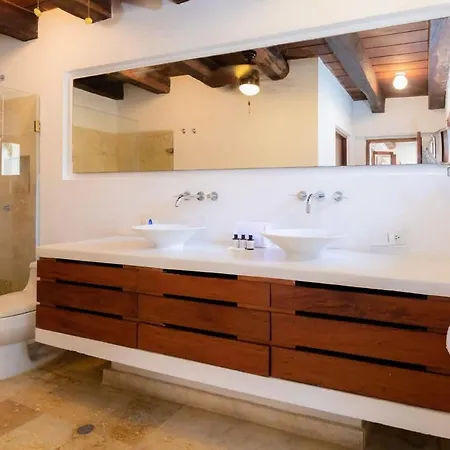 Vibrant House 5br With Pool In Cartagena