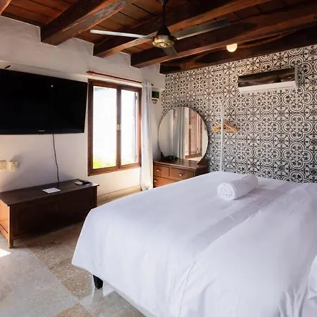 Vibrant House 5br With Pool In Holiday home Cartagena